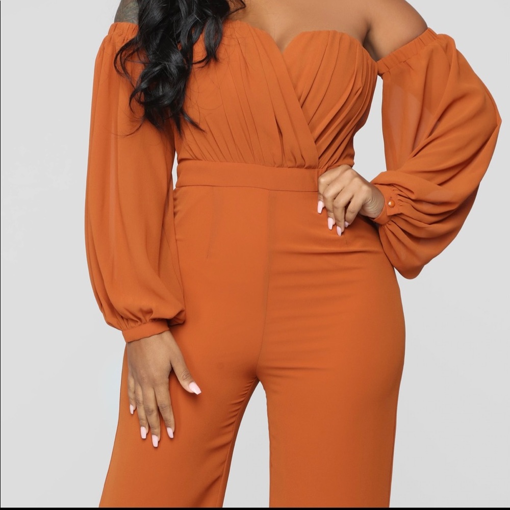 Fashion nova jumpsuit